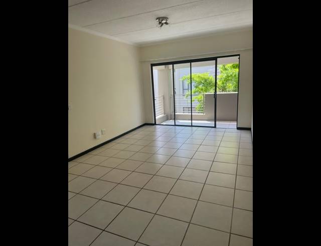 1 BEDROOM APARTMENT FOR SALE IN BRYANSTON